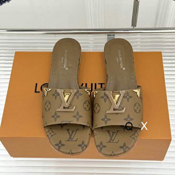 Picture of Louis Vuitton Slippers _SKULVsz35-40JX0503457
